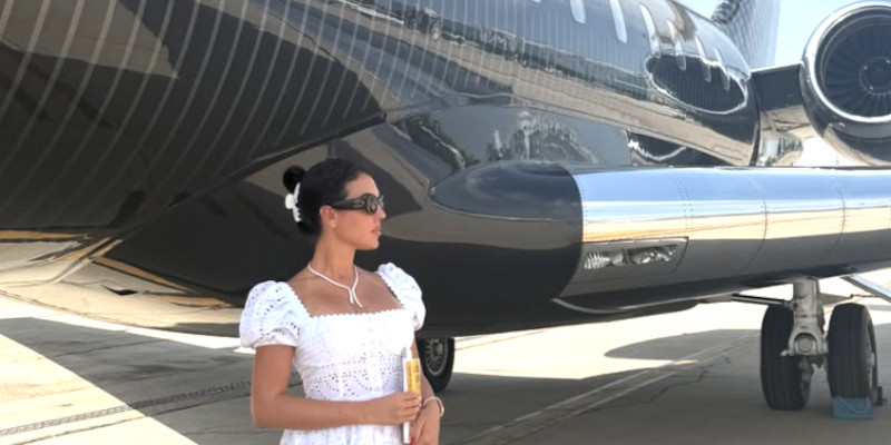 Georgina Rodriguez : un look à 42 250 $ devant le jet à 58 millions de Ronaldo