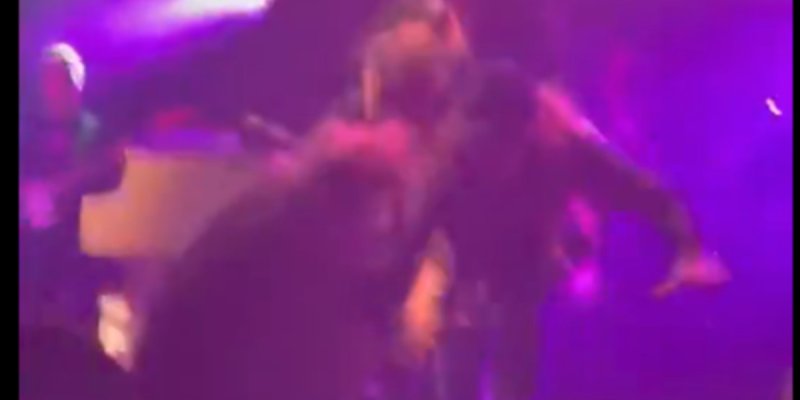 Gilbert Montagné : Une chute spectaculaire en plein concert