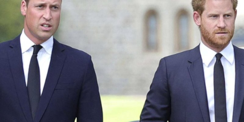  Prince William ignore Prince Harry lors des funérailles de leur oncle