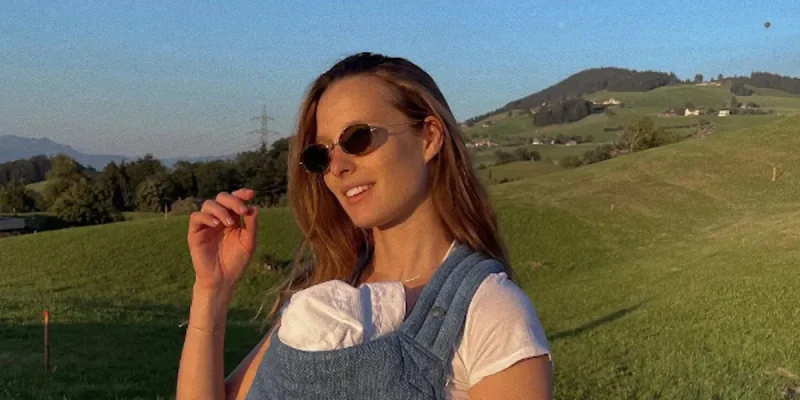 Ilona Smet maman - La fille de David Hallyday dévoile le doux surnom de son fils