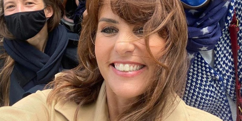Indécente, Faustine Bollaert fâche sur Instagram, la réplique cash