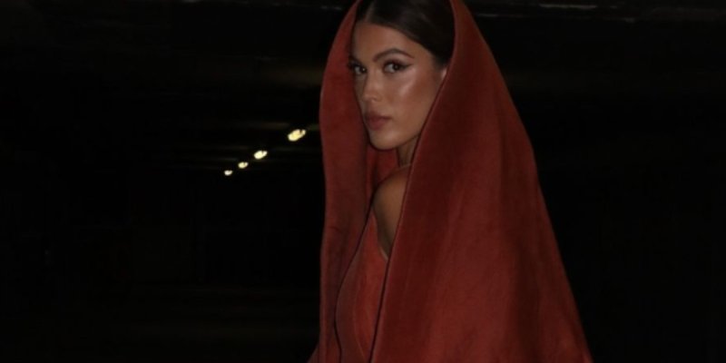 Malgré 9 ans d'écart, Iris Mittenaere et Bruno savoure une idylle à Venise