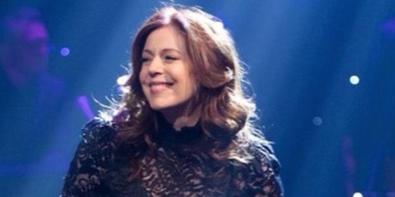 Isabelle Boulay en deuil - la fiancée Éric Dupond-Moretti réagit à une triste disparition (photo)