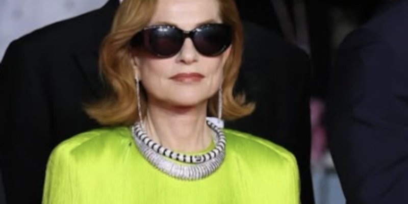 Isabelle Huppert illumine Cannes : cette décision saluée par tous !
