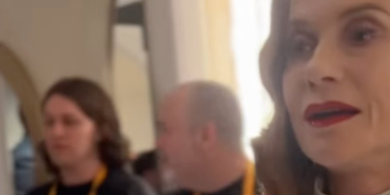 Isabelle Huppert : Sa réaction surprend face à Nicole Kidman au Met Gala 2024 (vidéo)