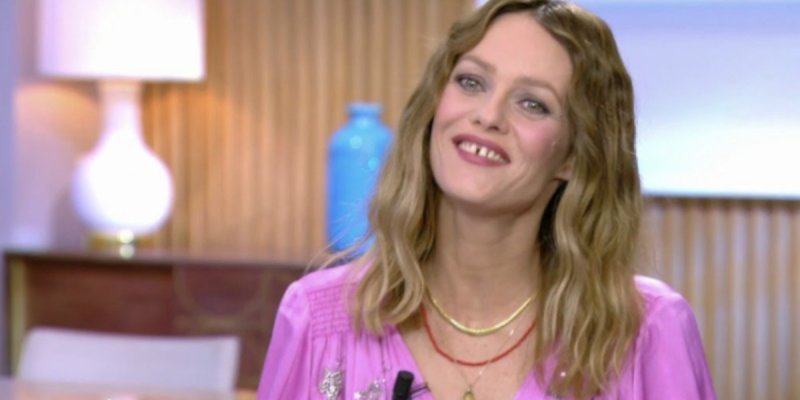 Jack Depp passe ses vacances à Plan-de-la-Tour