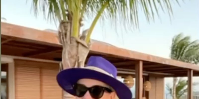 Jalil Lespert, visite inattendue à Saint-Barth, surprise de Laeticia Hallyday (photo)