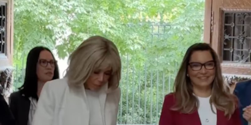 Janja et Brigitte Macron complices à Paris malgré les tensions