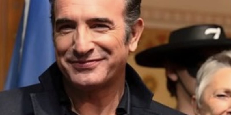 Jean Dujardin honoré à Bruxelles, soutien discret de Nathalie Péchalat