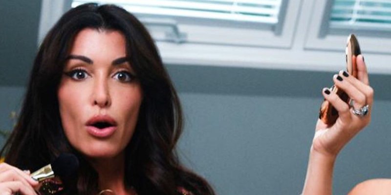 Jenifer ménage le mystère sur la crise avec Ambroise, des surprises pour 2024 annoncées