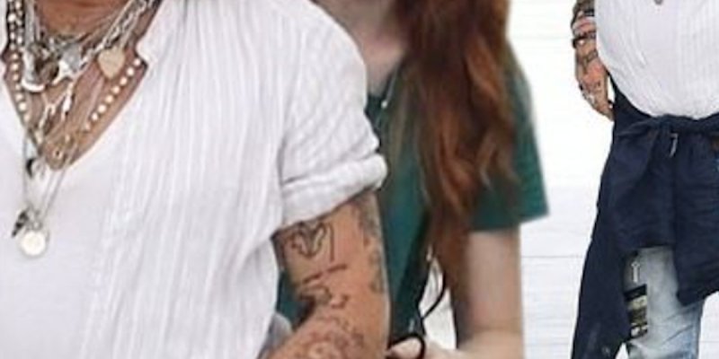 Johnny Depp en couple, Une séduisante rousse présentée à Vanessa Paradis