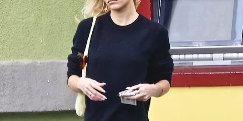 Johnny Depp et Vanessa Paradis - leur fille Lily-Rose délaissée à Studio City, une charge inattendue