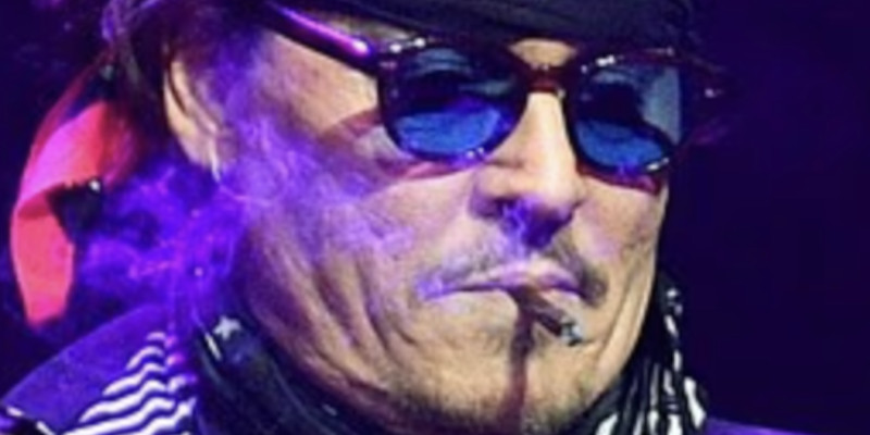 Johnny Depp méconnaissable : Une apparition révèle ses blessures secrètes !