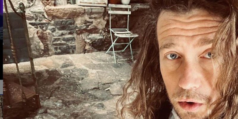 Julien Doré, papa comblé, la petite bourde d'Anne-Elisabeth Lemoine