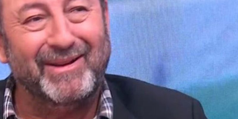 Kad Merad, malaise avec Julia Vignali après des vacances avec Jean-Jacques Goldman