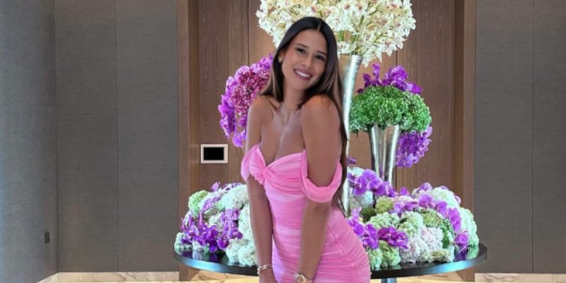Karim Benzema : Chloé de Launay en vacances, mais où ?