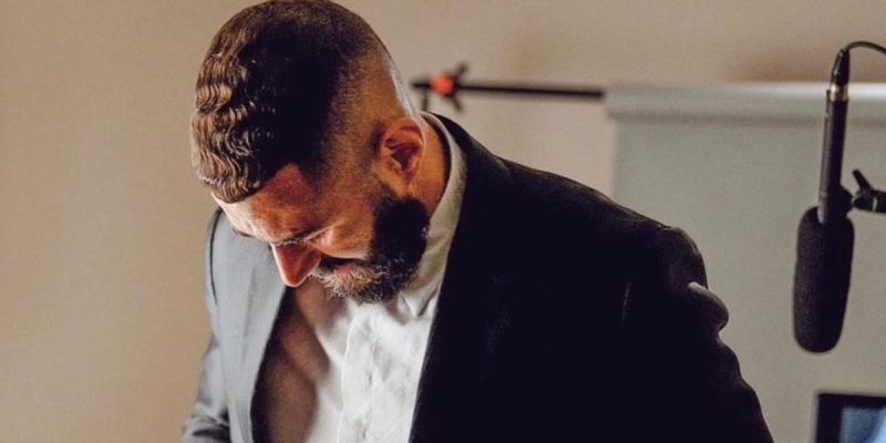 Karim Benzema ébranlé par Gérald Darmanin ? Une attitude révélatrice à Jeddah (vidéo)