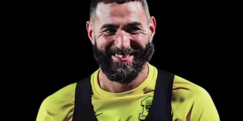 Karim Benzema interpellé par Elisabeth Lévy : critiques pour son soutien à Gaza