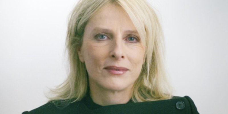 Karin Viard victime d'un accident de ski