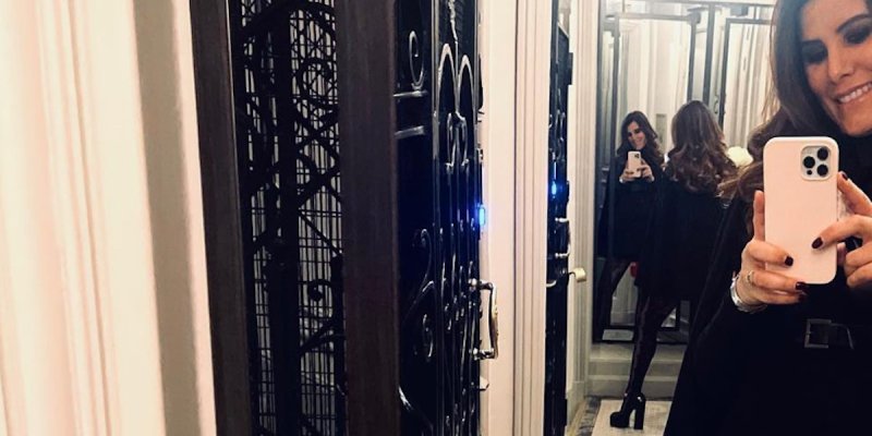 Karine Ferri : Son rêve anéanti par une proche de Jenifer - Les coulisses sombres de TF1 révélées