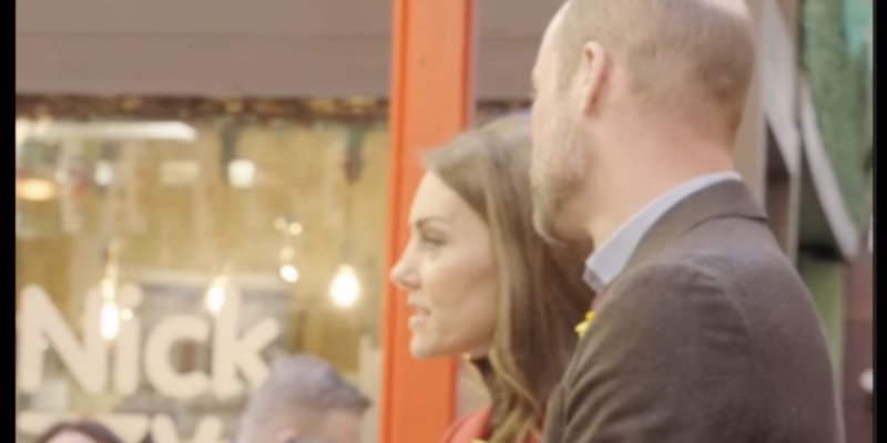 Kate Middleton séduit à Cardiff : son manteau Alexander McQueen fait oublier le retard