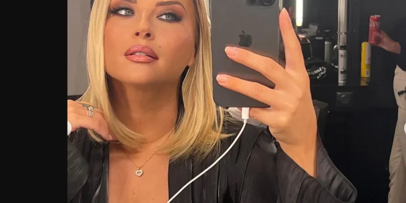 Kelly Vedovelli et Cyril Hanouna : Un déménagement à la maison ultra chic de Laeticia Hallyday ? Le mystère levé
