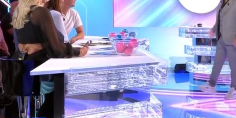 Kelly Vedovelli indignée, une décision controversée de Cyril Hanouna sur C8 met les feux aux poudres (vidéo)