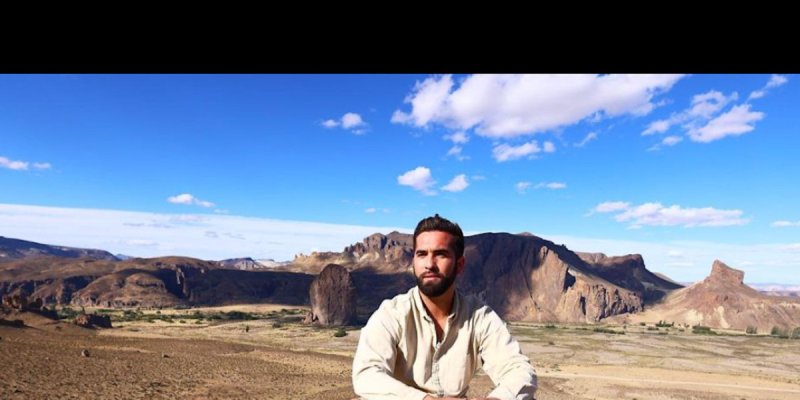 Kendji Girac s'évade à Saint-Tropez après un cambriolage : Retrouvailles ensoleillées avec Soraya (photo)