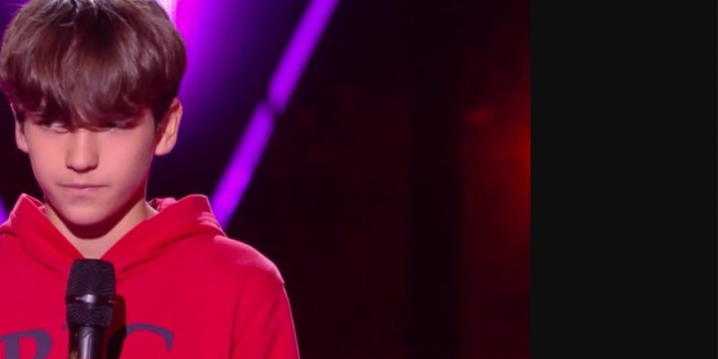 Kendji Girac, tête en l'air : sa distraction lui coûte cher dans The Voice Kids 2023