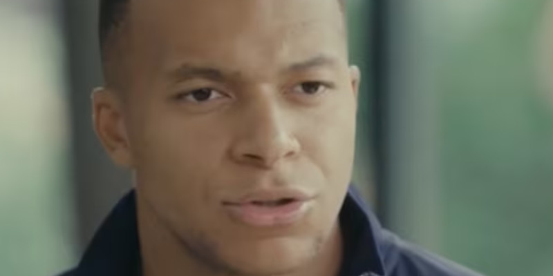 Kylian Mbappé blesse Achraf Hakimi