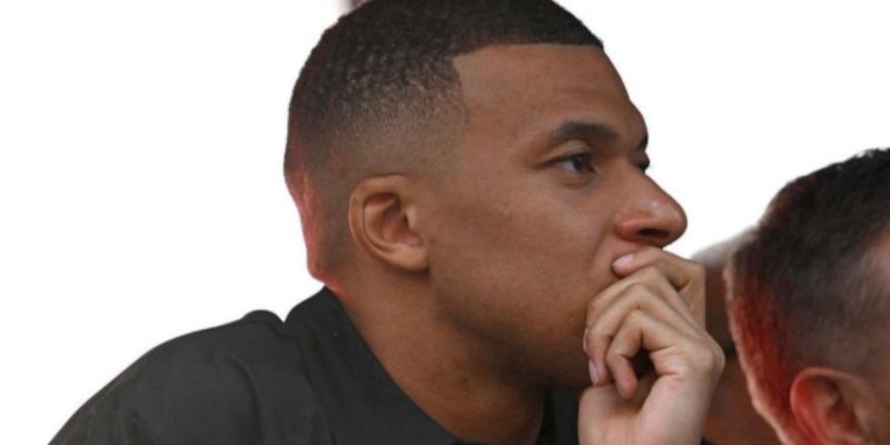 Kylian Mbappé endeuillé : un déchirant hommage à un proche