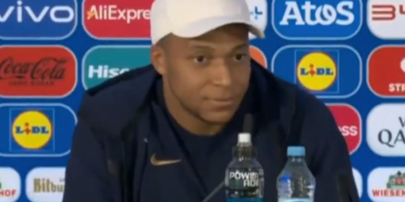 Kylian Mbappé : « vraiment l'extrême gauche, un moment délirant en conférence de presse