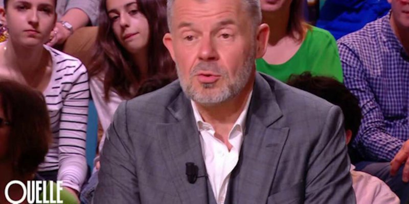 « La faute à Rousseau » : Éric Naulleau déverse son fiel sur Sandrine Rousseau dans "Quelle époque ! (Vidéo)