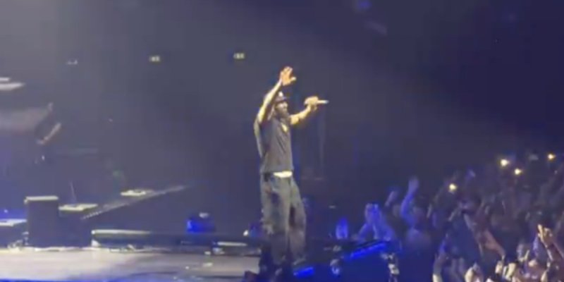 La Fouine : un tacle inattendu à Marine Le Pen sur scène !