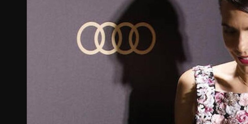 La grâce de Charlotte Casiraghi récompensée en Espagne : pourquoi Dimitri Rassam n'était-il pas là ?