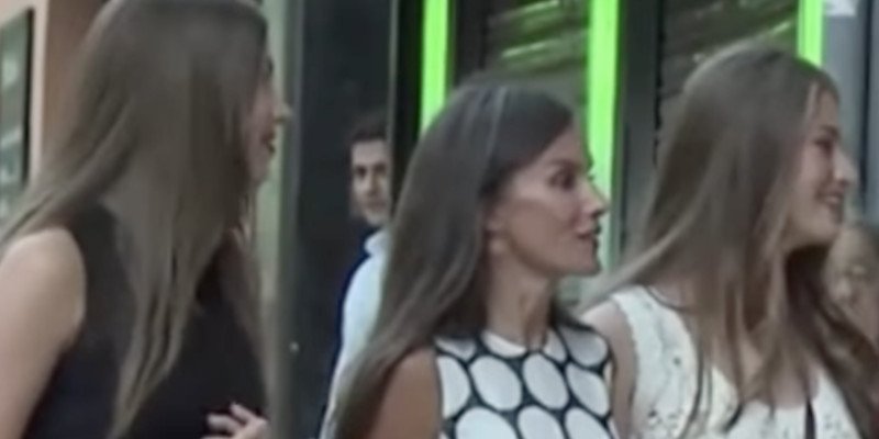 La Reine Letizia : Virée ciné avec Leonor et Sofia en mode décontracté !