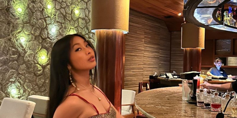 Laeticia Hallyday et ses filles en mode relax à Phuket pour le Nouvel An ! (Photo)