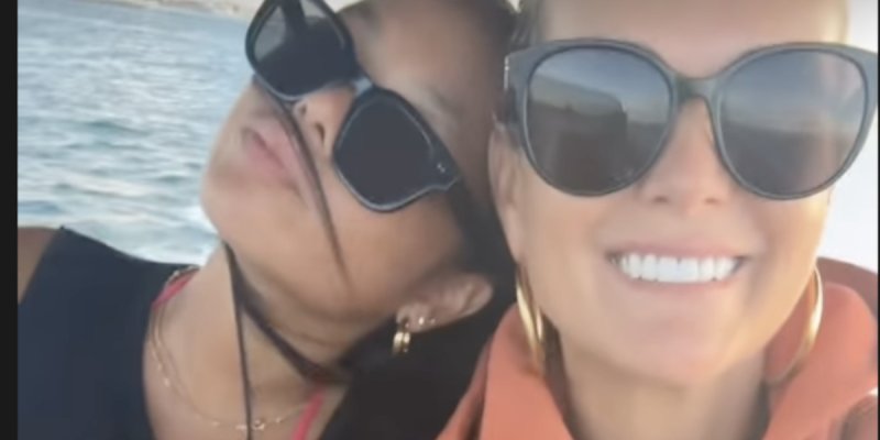 Loin des soucis, Laeticia Hallyday respire le bonheur avec Joy à Saint-Martin