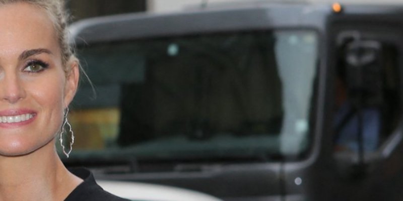 Laeticia Hallyday, un nouveau petit ami, déballage de Cyril Hanouna