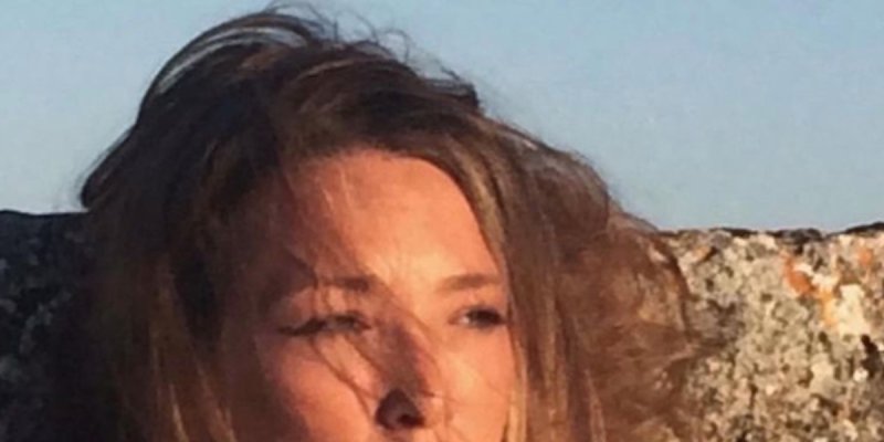 Laura Smet : Johnny lui parle de l'au-delà
