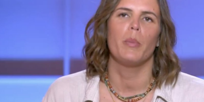 Laure Manaudou : le scandale des photos volées dans C à Vous