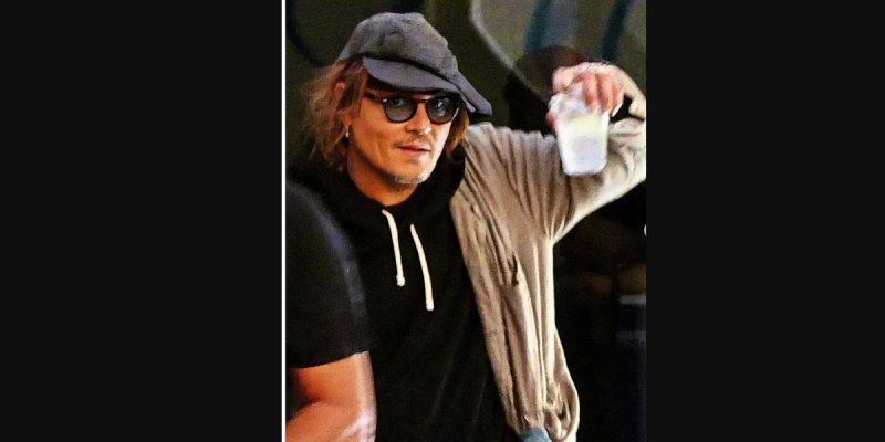 Le secret gênant de Vanessa Paradis sur Johnny Depp : Un détail physique qui trouble les fans (photo)