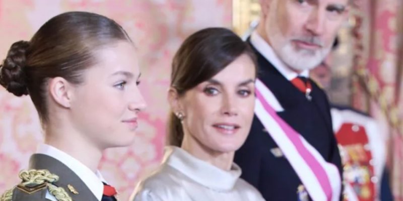 Leonor d'Espagne fait ses adieux à ses parents : un nouveau chapitre s'ouvre !