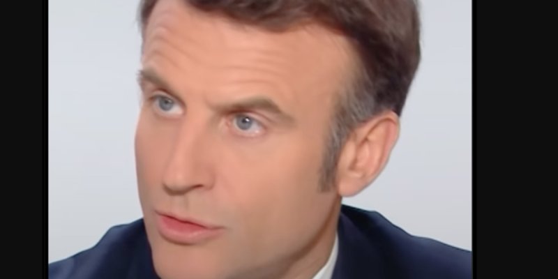 Les secrets de l'avion présidentiel : Pourquoi Emmanuel Macron ne boucle jamais sa ceinture ?