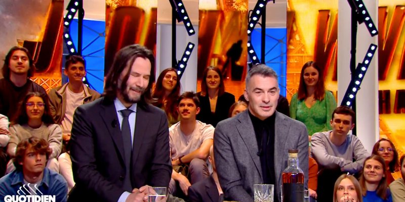 L'étrange proposition de Yann Barthès à Keanu Reeves : la séquence qui a choqué les internautes