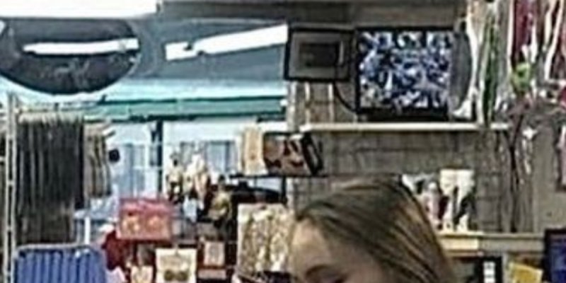 Lily-Rose Depp déjà séparée de Yacine Stein - Un rappeur canadien lui remonte le moral (photo)