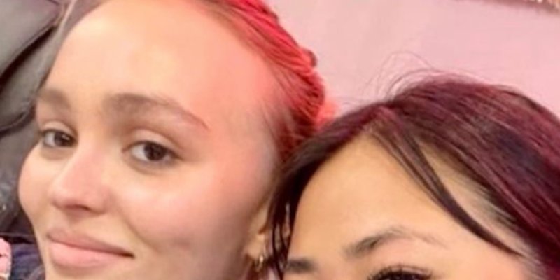 Lily-Rose Depp fuit Vanessa Paradis, une ambiance morose à Paris pour le Nouvel An (photo)