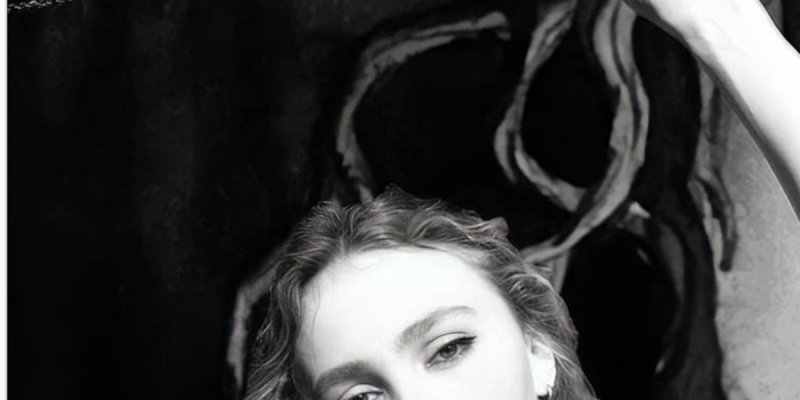 Lily-Rose Depp se dégonfle - Machine arrière après une vive polémique (photo)