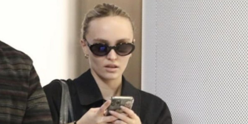 Lily-Rose Depp : sous haute protection, Johnny Depp et Vanessa Paradis payent la note ?