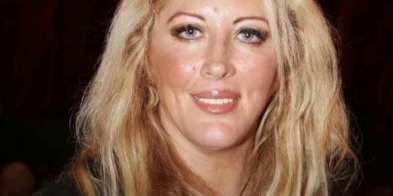 Loana seule et déboussolée à Nice : Nabilla monte au créneau